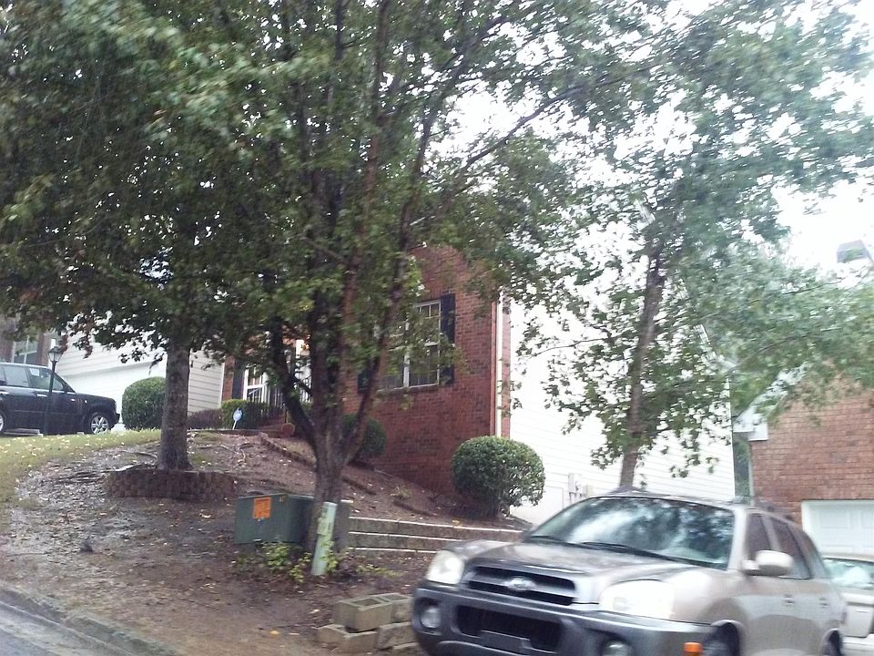2nd image of 2255 Village Centre Dr