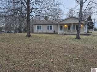 35 McKinnon Ln, Benton, KY 42025