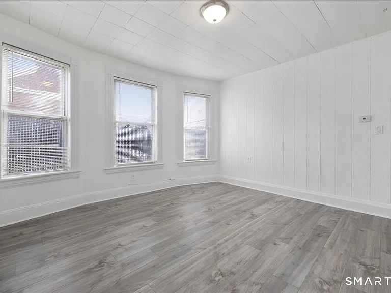 52-54 Hanover St #1 — Photo 7