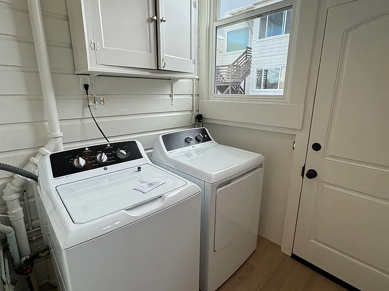 2344 Jones St #B — Photo 16