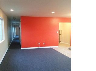 10900 S Main St, Los Angeles, CA 90061