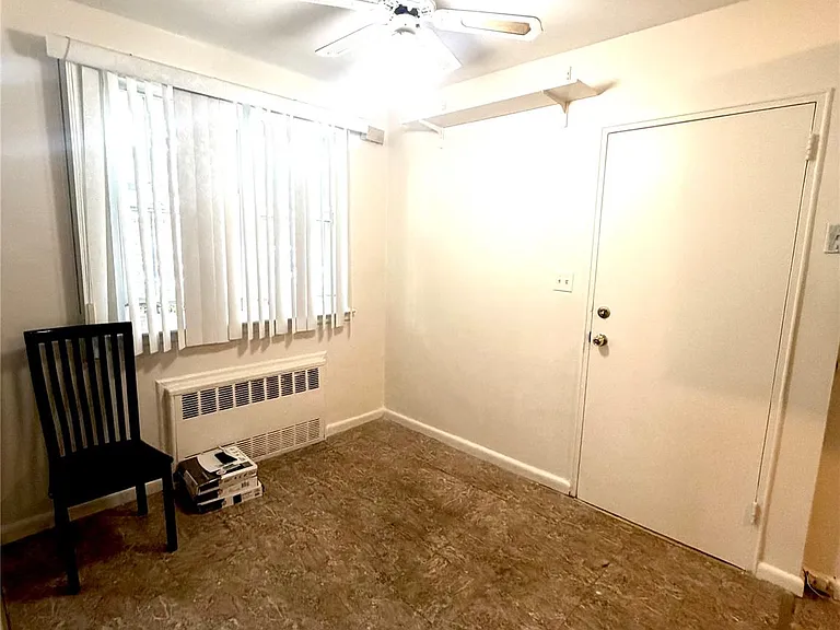 1030 E 57th St #1 — Photo 9