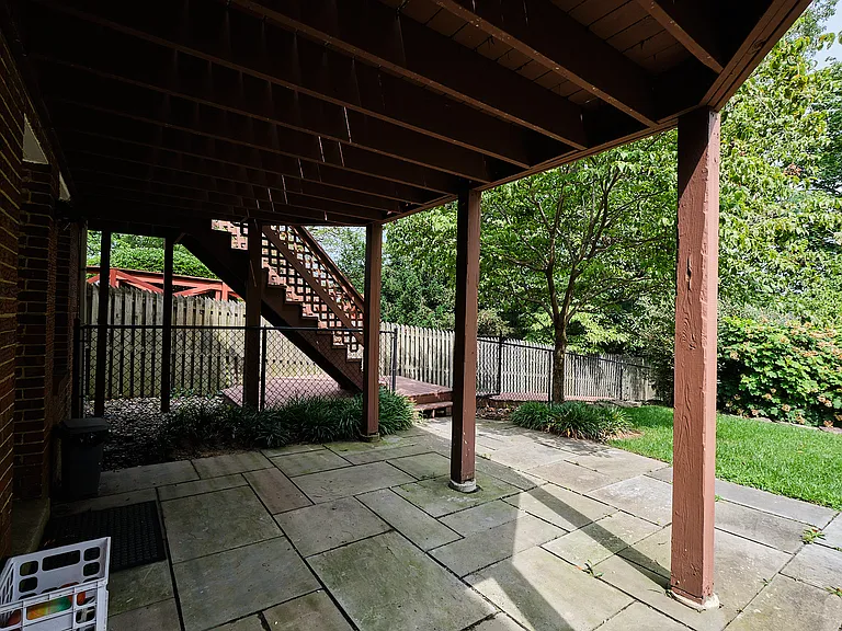 1318 Perry St NE — Photo 49