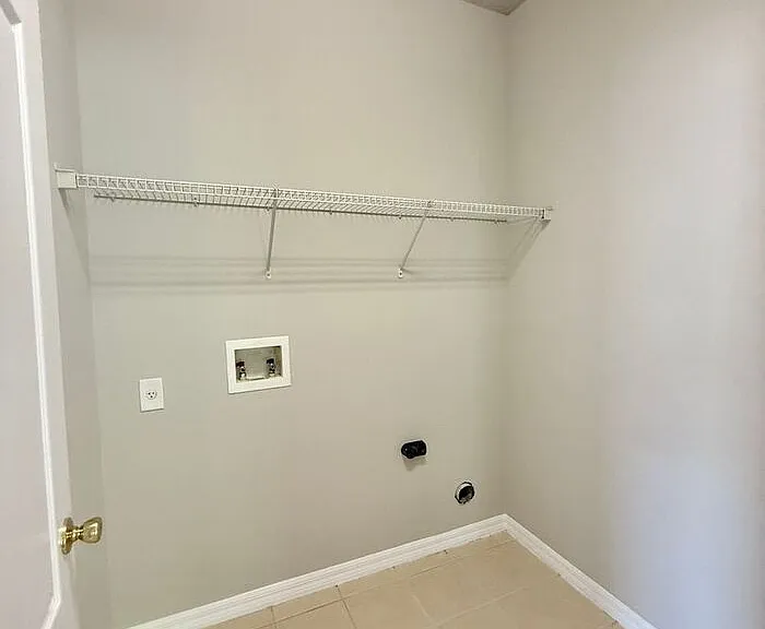 4767 Waterside Pointe Cir — Photo 8