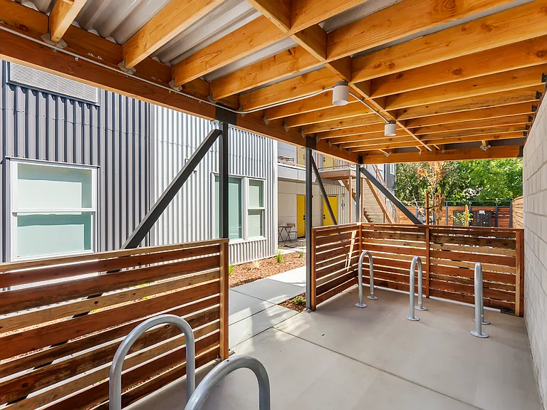 1221 C St — Photo 30