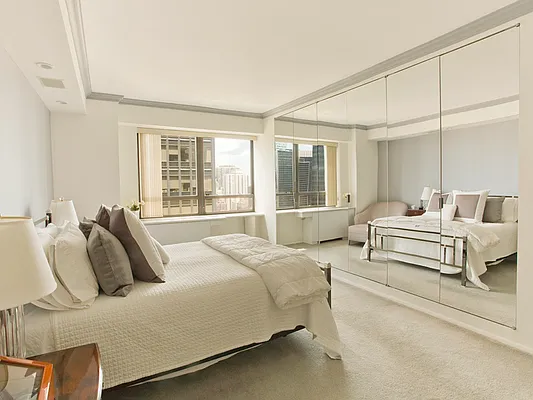 Sold by Sotheby's International Realty | media 19