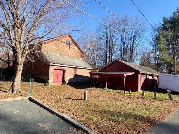 373 Main St, New Hartford, CT 06057