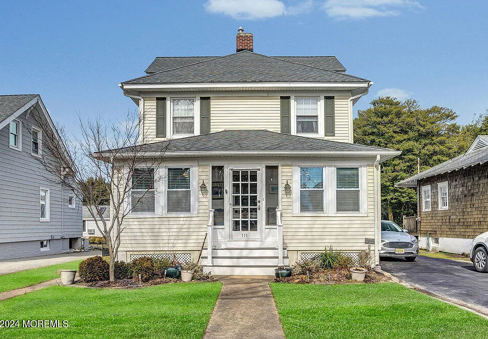 111 Beacon Blvd