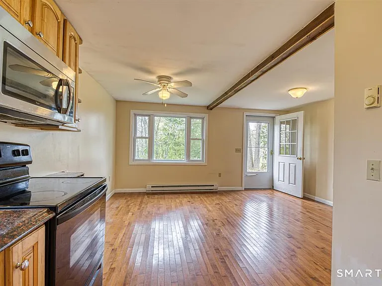 20 Lake View Ave — Photo 9