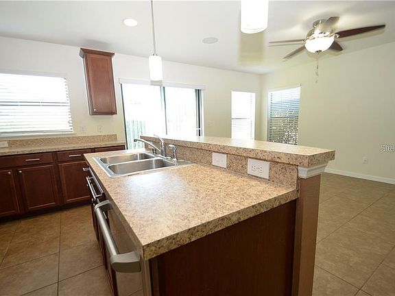 5th image of 6461 Windsor Lake Cir