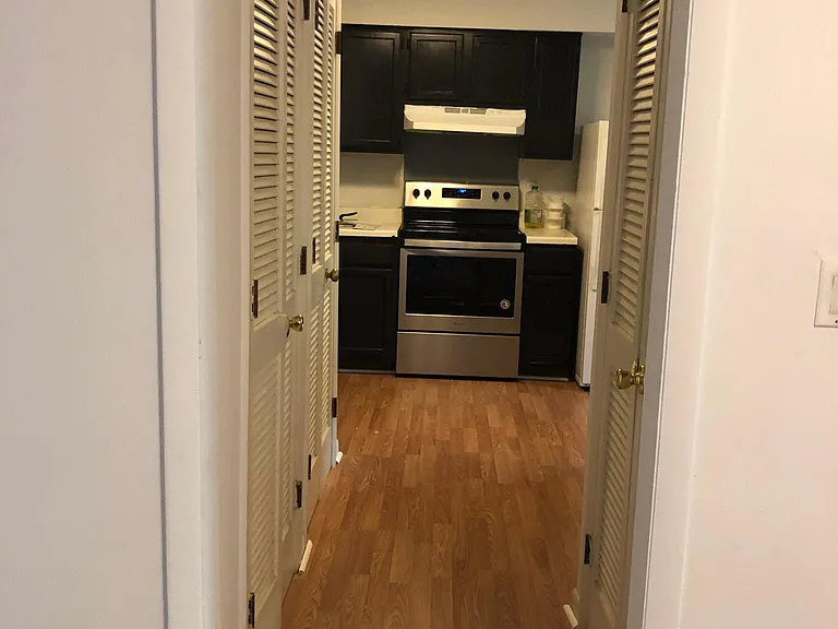 1724 Donlee Dr — Photo 3