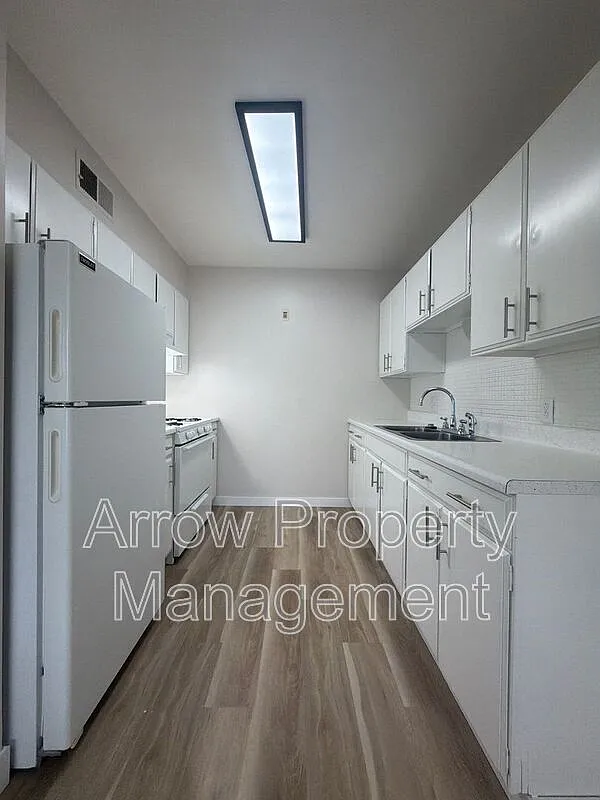823 N 6th St — Photo 3