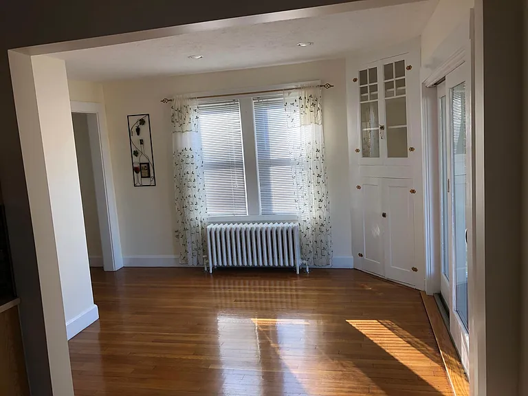 16 Poplar St — Photo 14