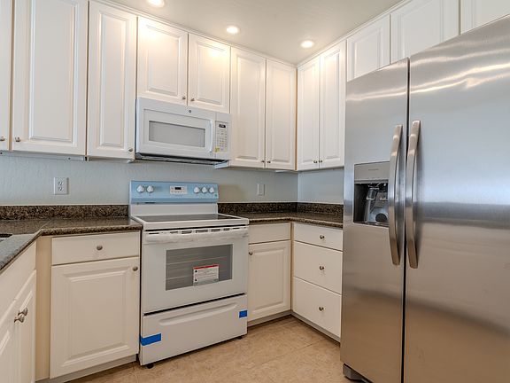 5th image of 1272 Terra Nova Blvd