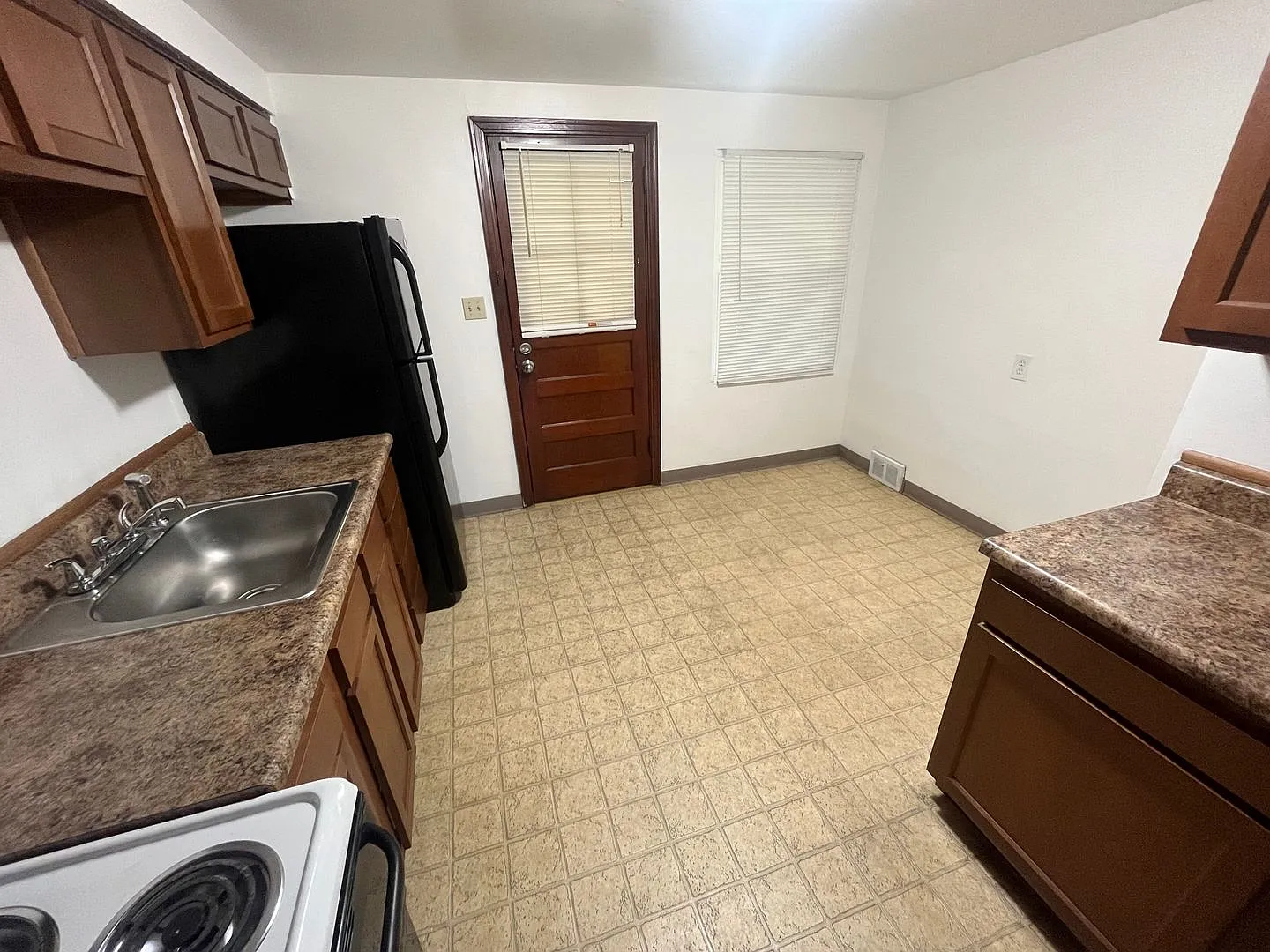 1114-1116 Ohio Street — Photo 4