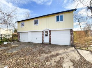 555 W Poplar St, Shawnee, OK 74801