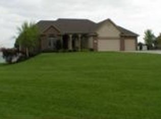 7904 SW 29th St, Topeka, KS 66614