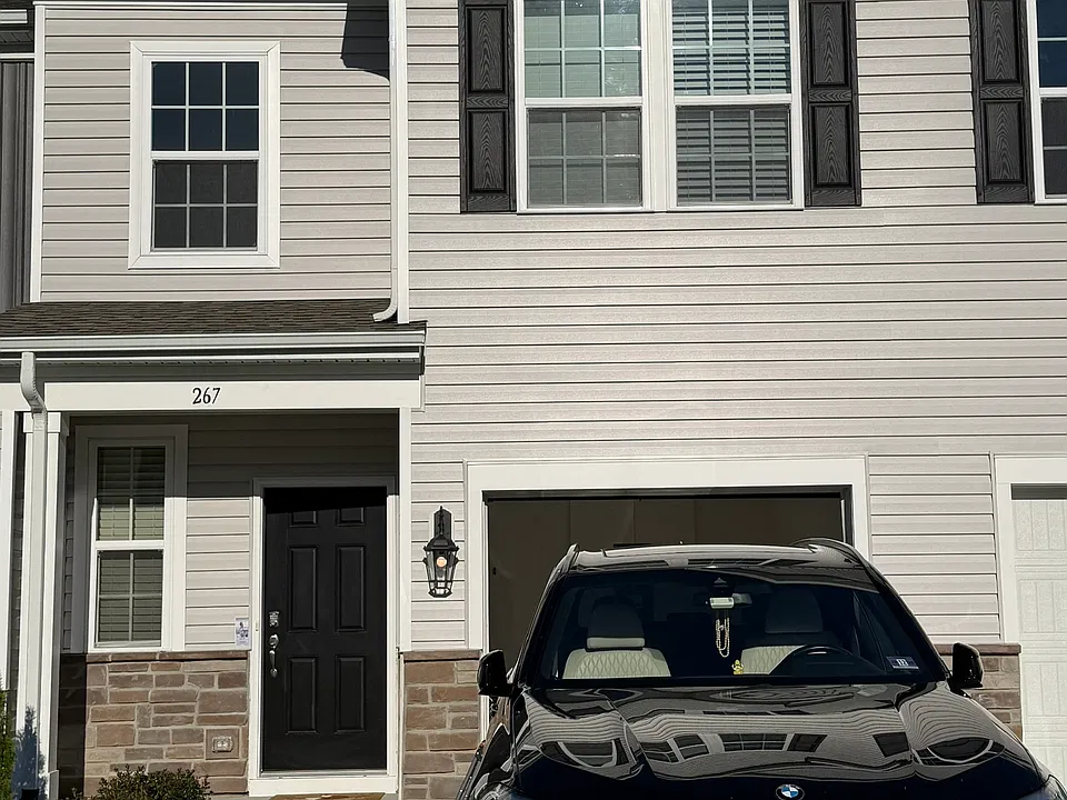 267 Hermosa Dr #267