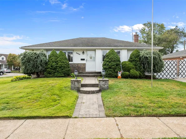 3866 Drake Street, Levittown, NY 11756
