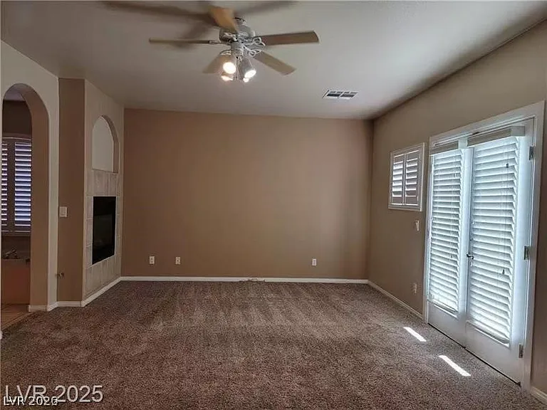 2598 Mizzoni Cir — Photo 11