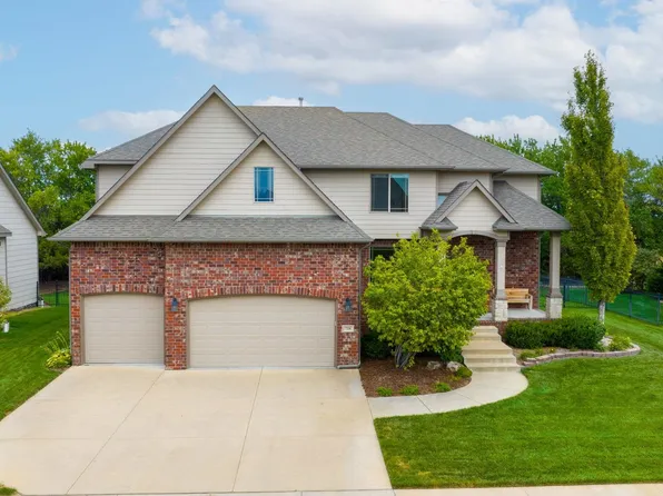 724 N Deerfield Cir, Andover, KS 67002