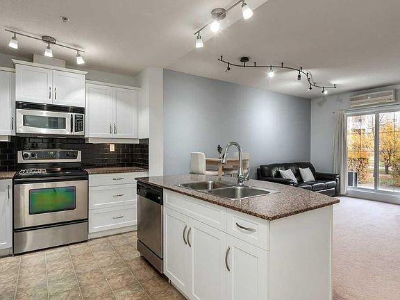 3rd image of 5605 E Henwood St SW #1302