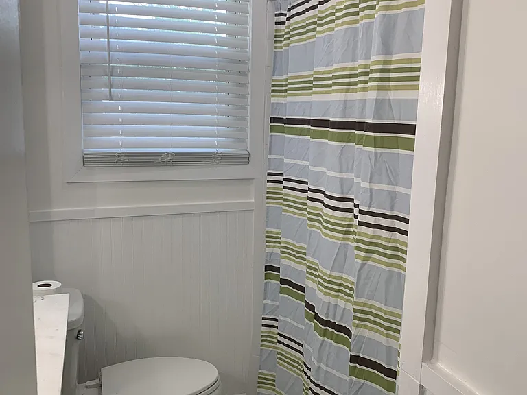 200 Walnut Dr — Photo 8