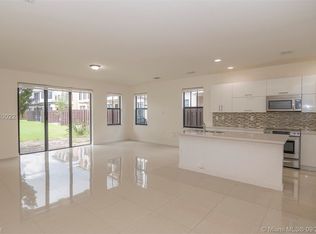 6000 NW 104th Ct, Doral, FL 33178