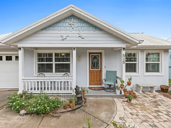 515 S Pine St, New Smyrna Beach, FL 32169