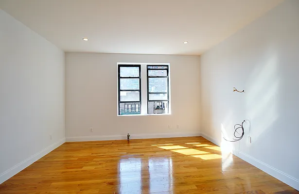 Rented by Julianna Realty Corp | media 55