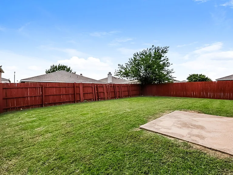 9128 Garden Springs Dr — Photo 15