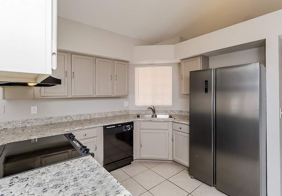 1st image of 608 Chippendale Ct