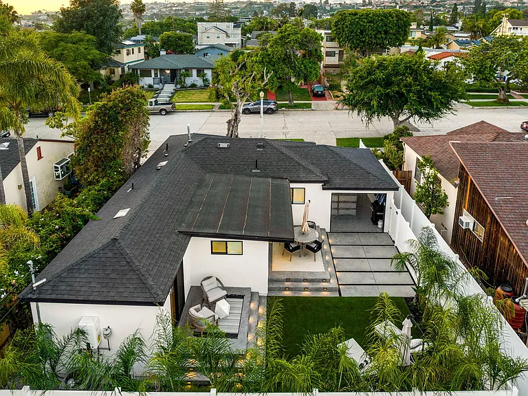 1217 Wilbur Ave — Photo 45