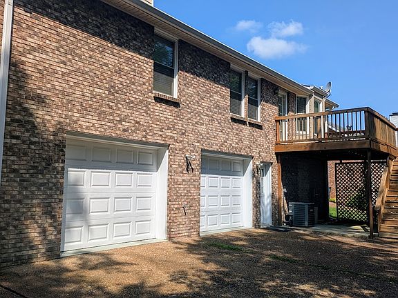 5th image of 616 Bluewater Dr