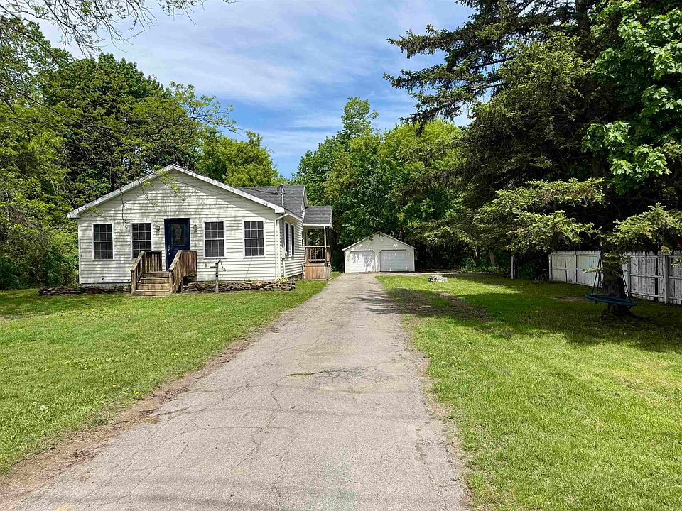 1st image of 216 Andrews St