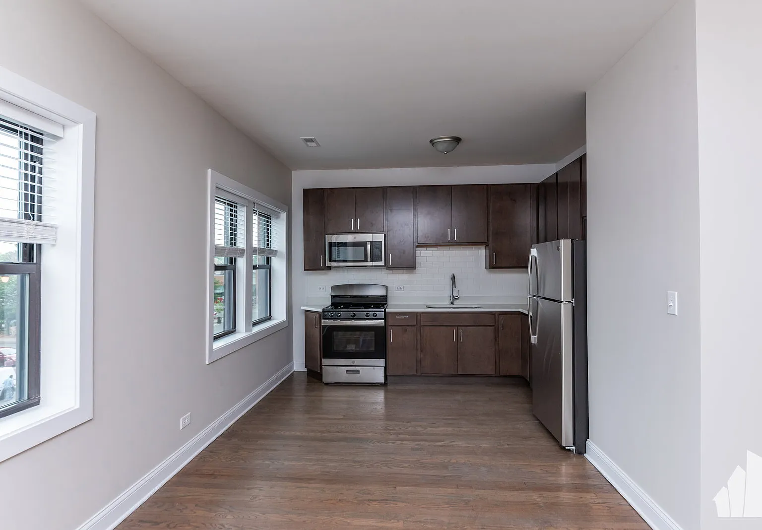 1 bed, 1.0 bath, $2,195 — Photo 1