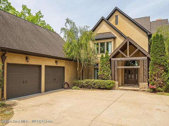 Image 2: Two Car Garage