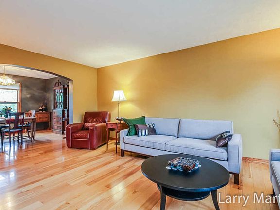 5th image of 5315 Ticonderoga Dr SE
