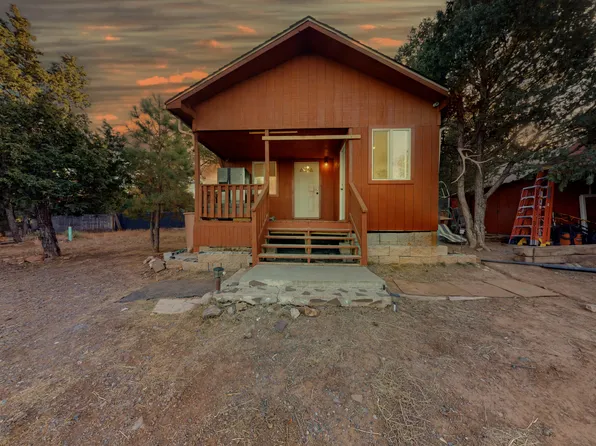 9 Green Ridge Blvd, Tijeras, NM 87059