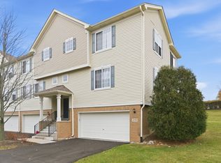 1793 Indian Hill Ln #1793, Aurora, IL 60503