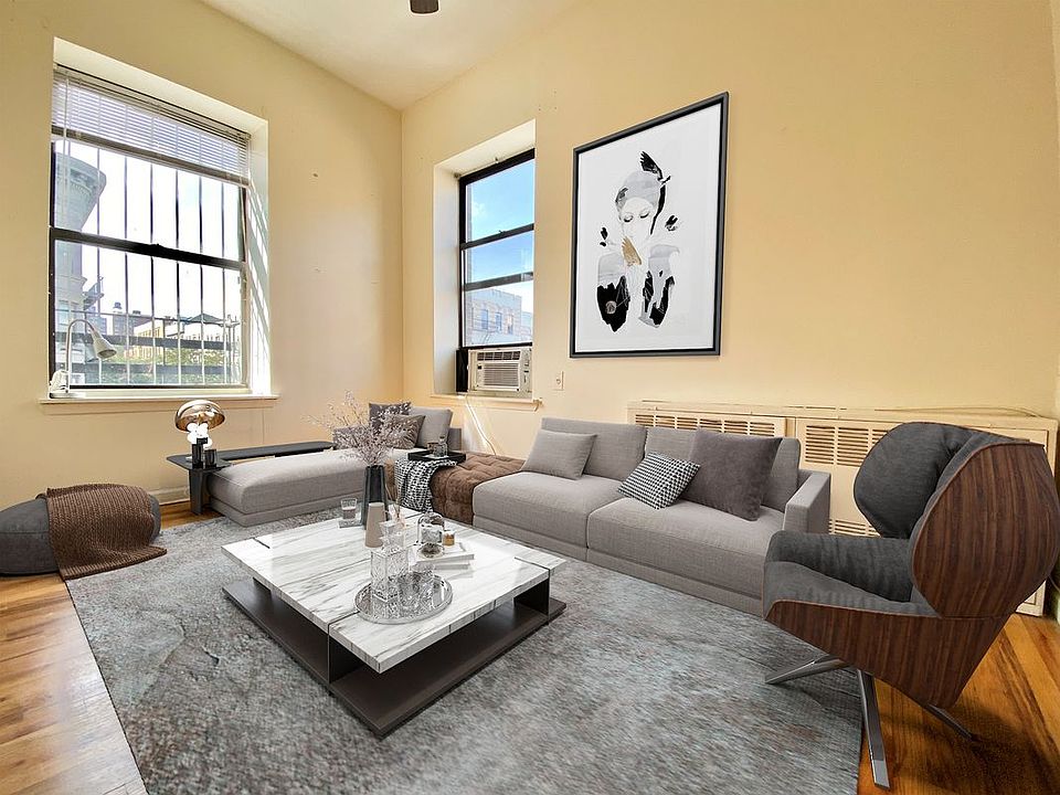 1st image of 150 Manhattan Ave #4BC