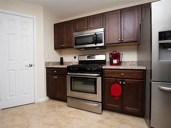 3rd image of 14786 Sw Sandy Oaks Loop