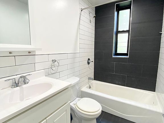 4th image of 2401 Davidson Ave #5G