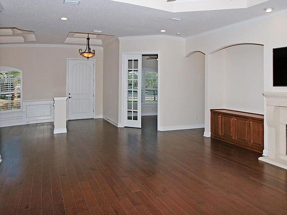 5th image of 3511 Valverde Cir
