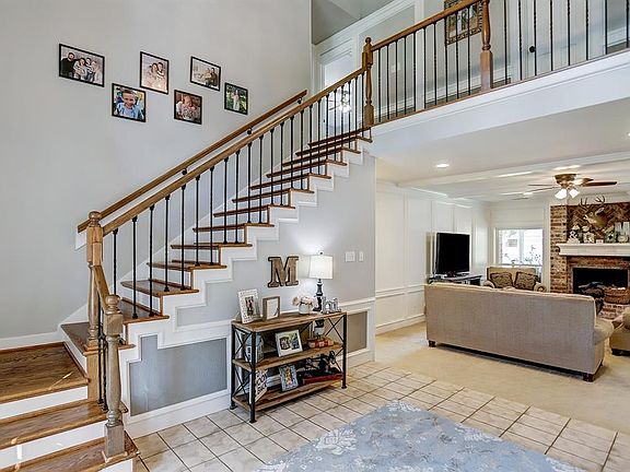 Spacious Entryway with High Ceiling