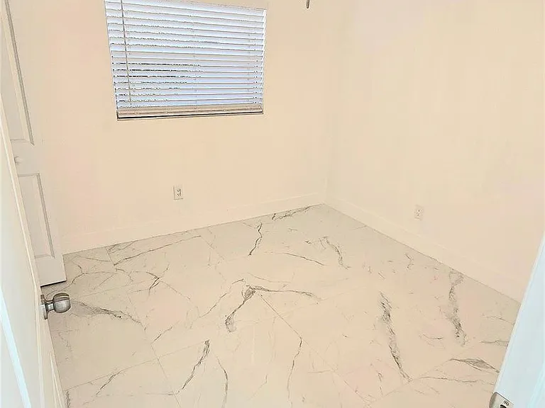1848 NW 55th Ave #4X — Photo 14