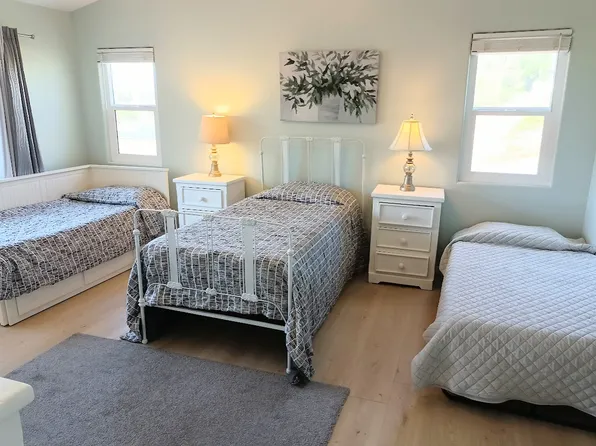 1620 1/4 York Dr #B1, Vista, CA 92084