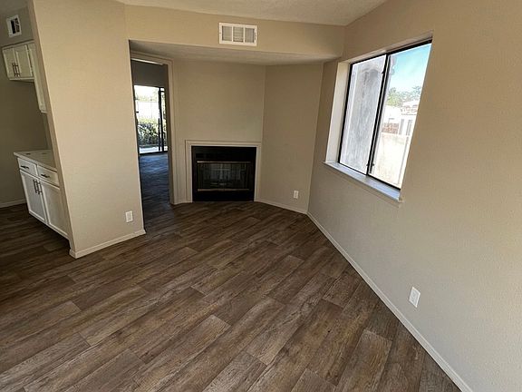 2nd image of 4924 Indigo Dr NW