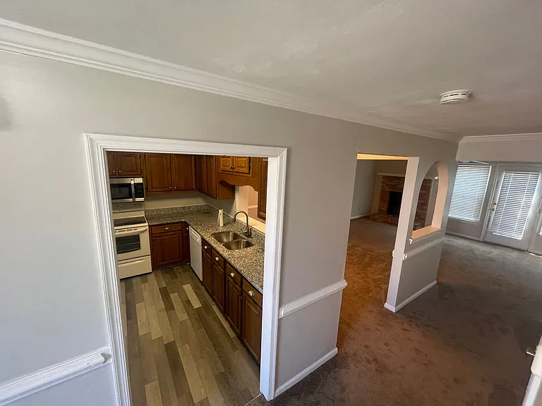 4859 Woods Edge Rd — Photo 12
