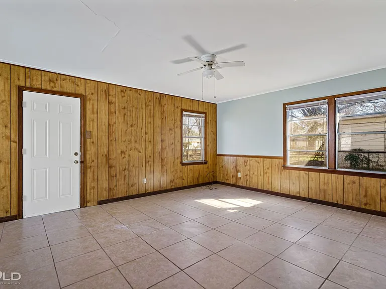 1518 Viosca St — Photo 7